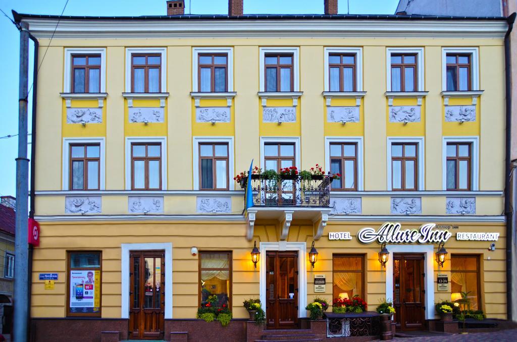 Allureinn Hotel And Spa Chernivtsi Ngoại thất bức ảnh