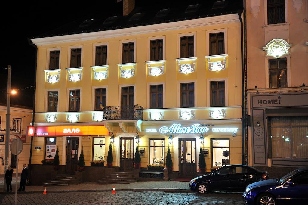 Allureinn Hotel And Spa Chernivtsi Ngoại thất bức ảnh
