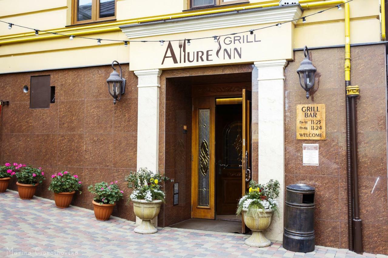 Allureinn Hotel And Spa Chernivtsi Ngoại thất bức ảnh